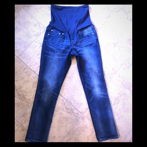 GAP Maternity Girlfriend Cropped Jeans